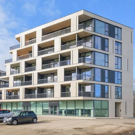 Getaway In The Center. Keyless Parnawa