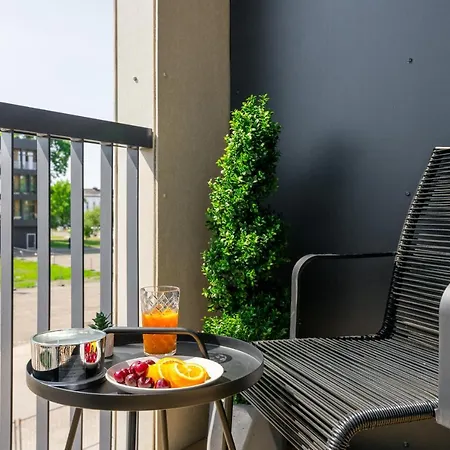Apartment Getaway In The Center. Keyless Pärnu