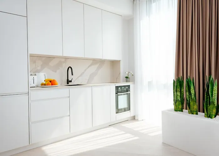 Appartamento Getaway In The Center. Keyless Pärnu