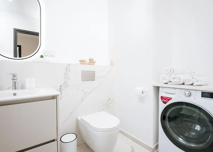 Getaway In The Center. Keyless Appartamento Pärnu